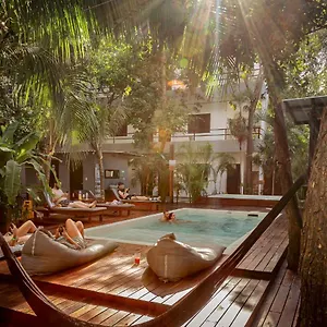 hostel-che-tulum.tulum-hotels.net/