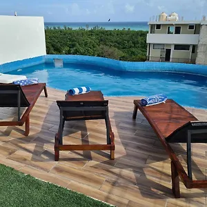 Aqua Vista By La Cultura Suites , Playa del Carmen México