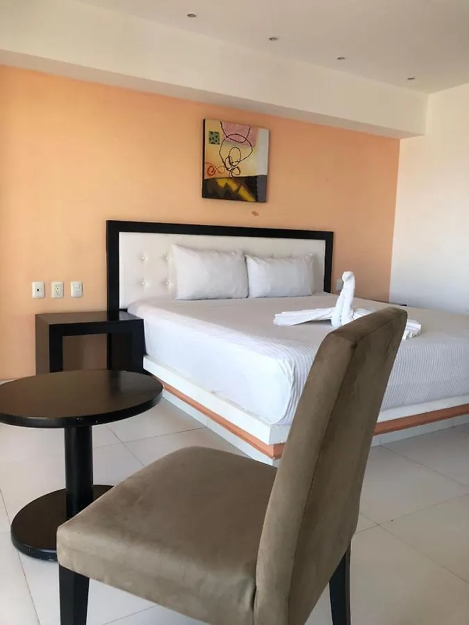 ***  Hotel Cache Playa del Carmen Mexico