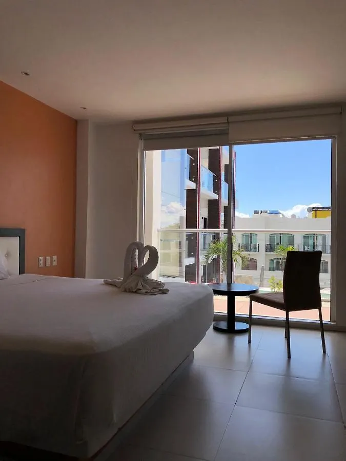 Hotel Cache Playa del Carmen 3*,